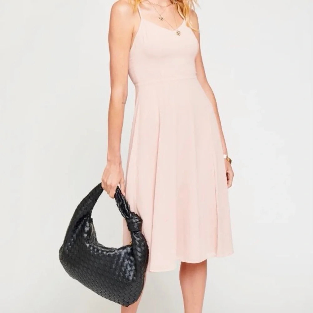 LAST ONE NWT Urban Expressions ‘Vanessa’ Woven Vegan Leather Knot Hobo in Black